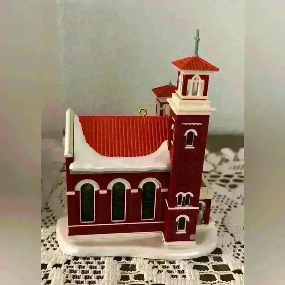 Hallmark Keepsake Christmas Ornament #12 Magic Series Old Brick Church New 2009 - Picture 5 of 8
